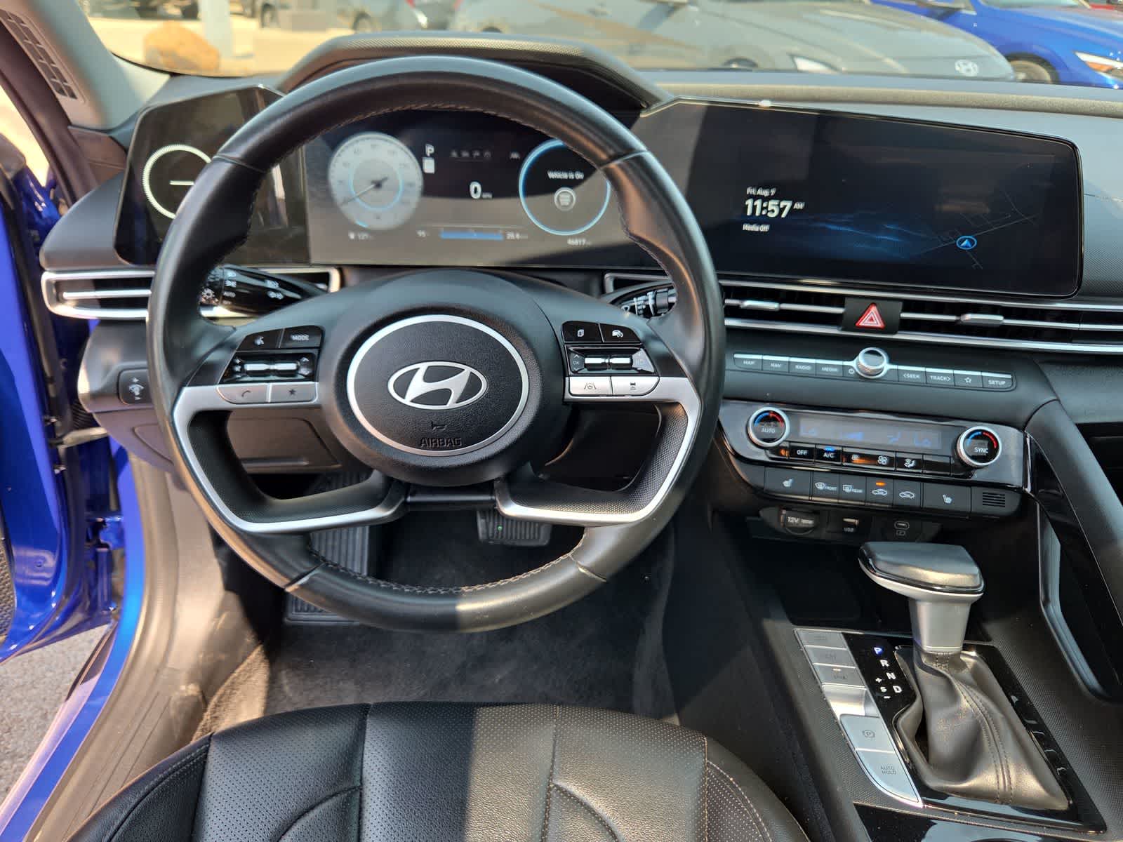 2024 Hyundai ELANTRA Limited