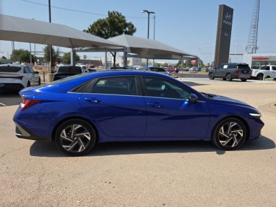 2024 Hyundai ELANTRA Limited