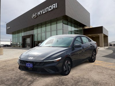 2025 Hyundai ELANTRA Limited