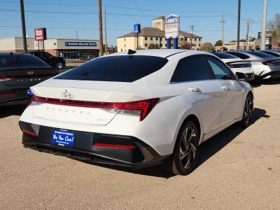 2025 Hyundai ELANTRA Limited