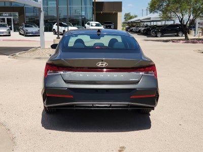 2025 Hyundai ELANTRA Limited