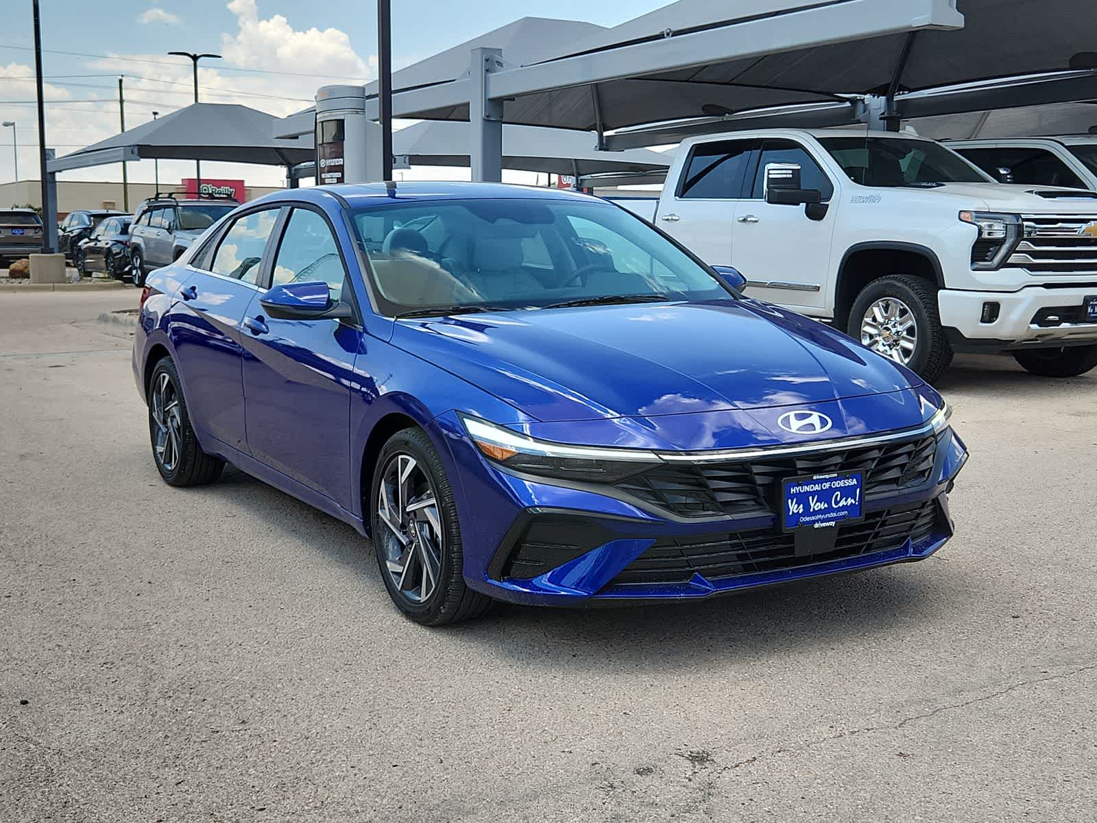 2025 Hyundai ELANTRA Limited