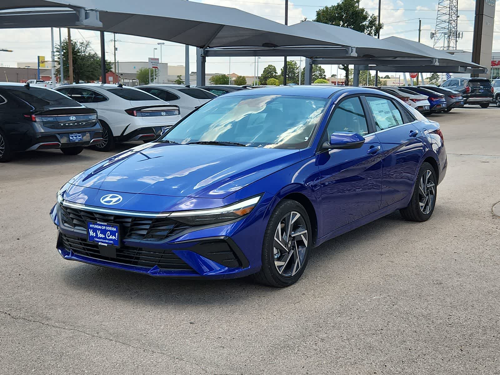 2025 Hyundai ELANTRA Limited