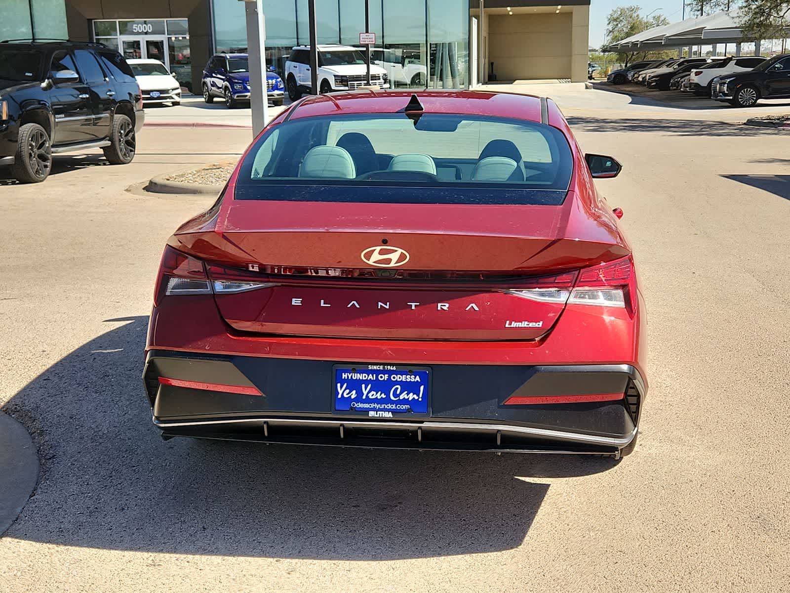 2025 Hyundai ELANTRA Limited
