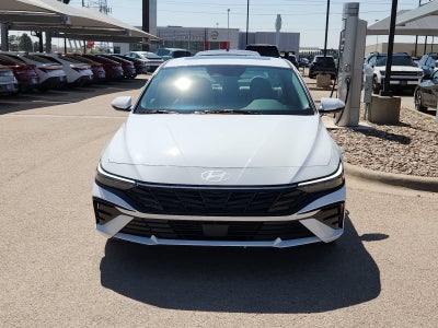 2025 Hyundai ELANTRA Limited