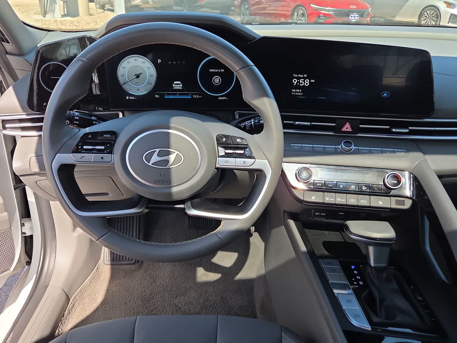 2025 Hyundai ELANTRA SEL Convenience