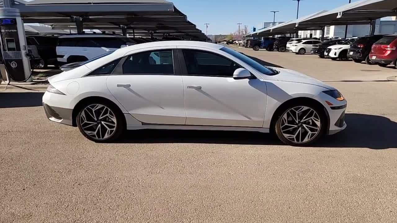 2025 Hyundai IONIQ 6 SEL