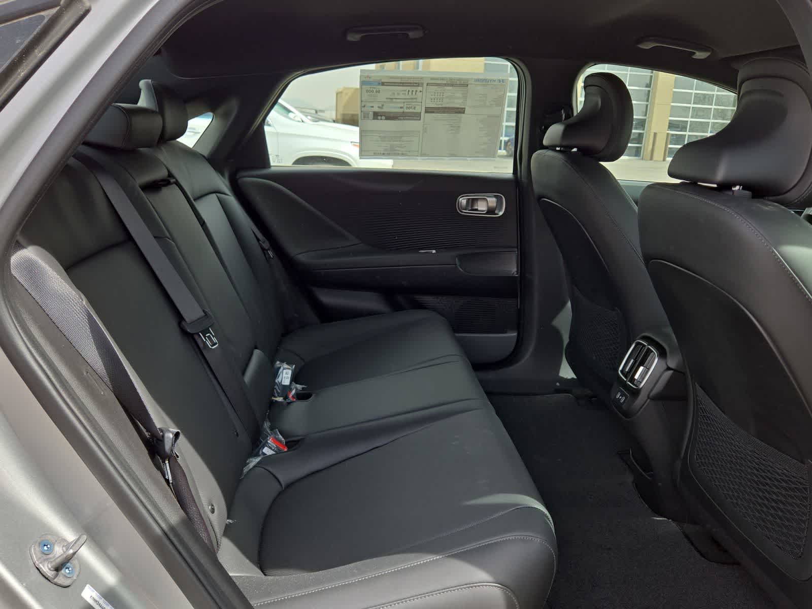 2025 Hyundai IONIQ 6 SEL