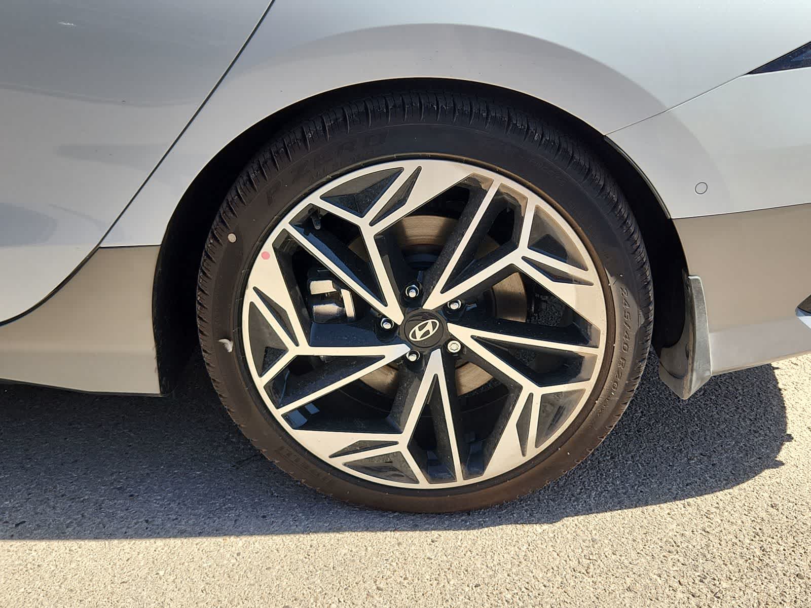 2025 Hyundai IONIQ 6 Limited